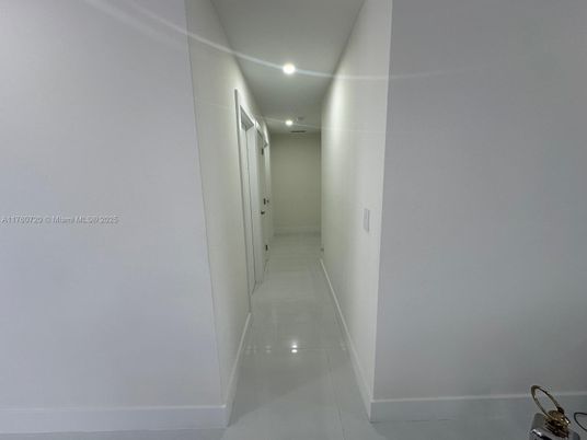 Interior, Recessed Lighting