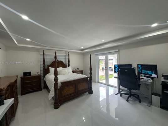 Bedroom, Home Office, Interior, Recessed Lighting
