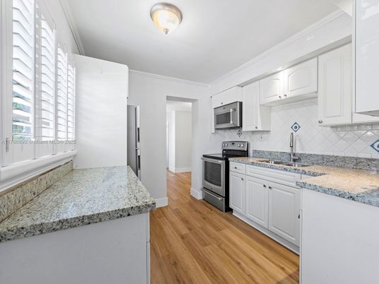 Interior, Kitchen, Wood Texture Flooring