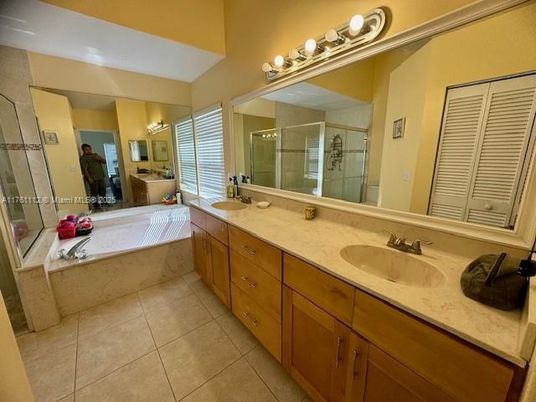 Bathroom, Dual Sink Vanities, Glass Shower, Interior