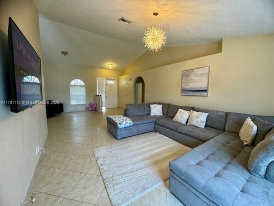 Chandelier, Interior, Living room