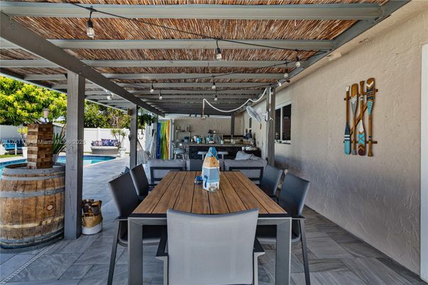 Dining room, Exterior, Interior, Pool