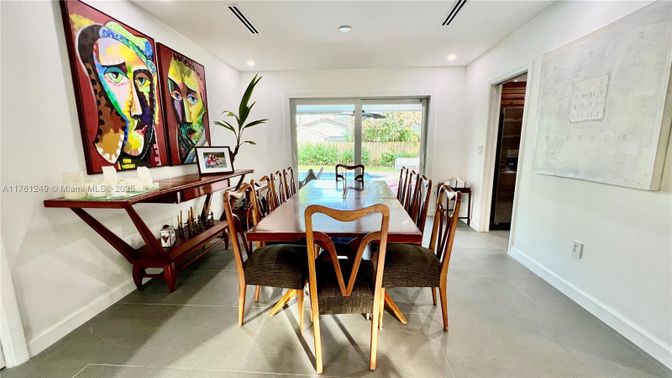 Dining room, Interior, Recessed Lighting
