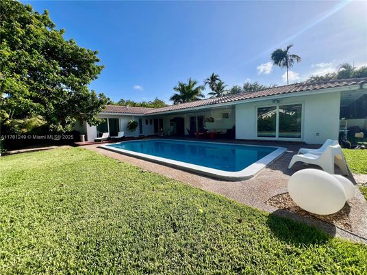 Backyard, Exterior, Pool
