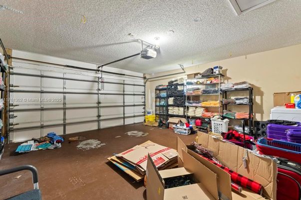 Garage, Interior
