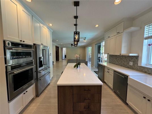 Interior, Kitchen, Pendant Lights, Recessed Lighting, Stainless Steel Appliances