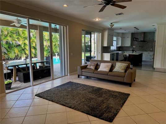 Dining room, Interior, Kitchen, Living room, Recessed Lighting
