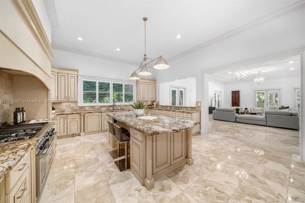 Chandelier, Interior, Kitchen, Living room, Pendant Lights, Recessed Lighting