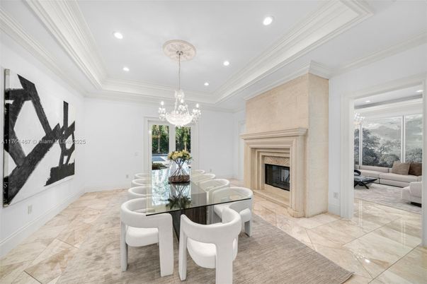 Chandelier, Dining room, Fireplace, Interior, Recessed Lighting