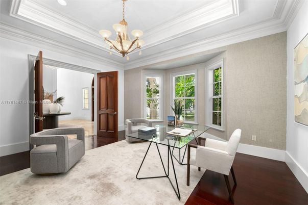 Chandelier, Interior, Living room, Recessed Lighting, Wood Texture Flooring