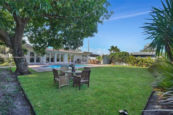 Backyard, Exterior, Pool