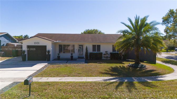 Attached, Backyard, Exterior, Facade, Ranch