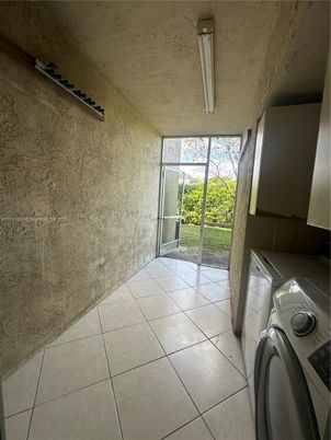 Interior, Washer