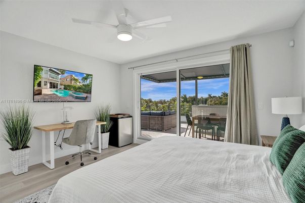 Bedroom, Home Office, Interior, Wood Texture Flooring