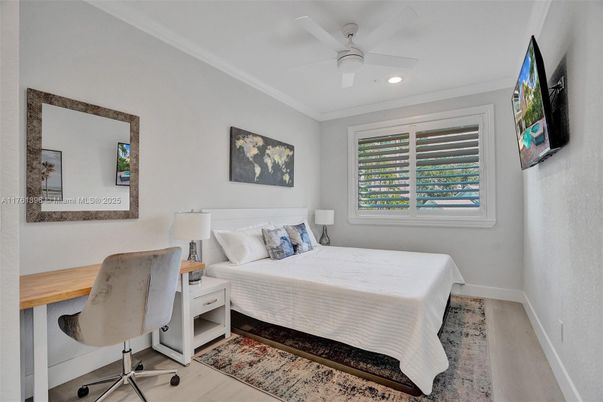 Bedroom, Home Office, Interior, Recessed Lighting, Wood Texture Flooring
