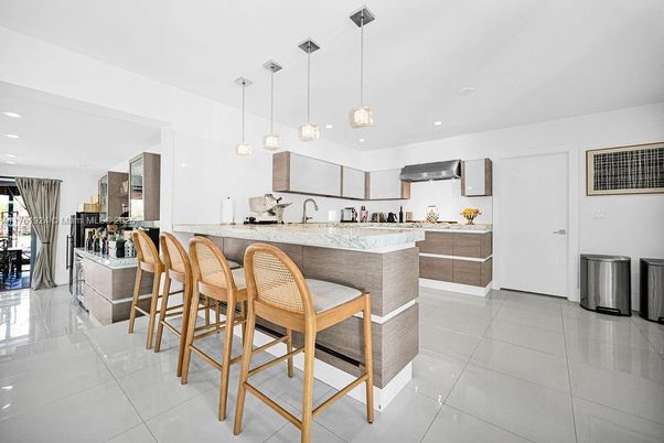 Interior, Kitchen, Pendant Lights, Recessed Lighting