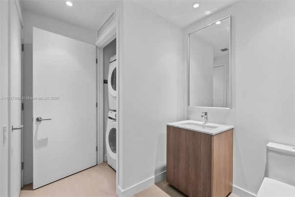 Bathroom, Interior, Recessed Lighting, Utility Closets, Washer