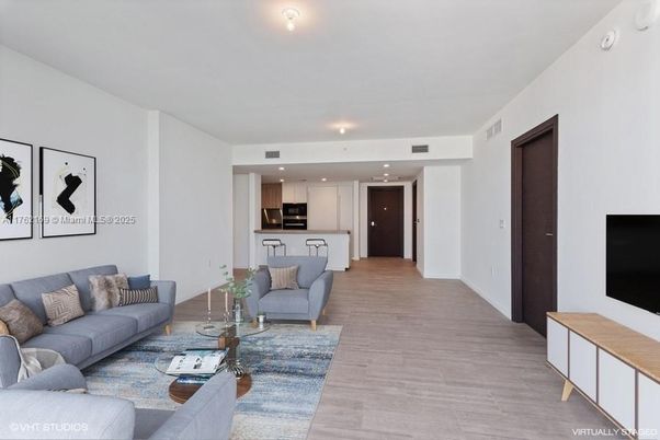 Interior, Kitchen, Living room, Recessed Lighting, Wood Texture Flooring