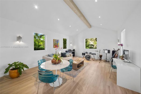 Dining room, Interior, Living room, Recessed Lighting, Wooden Beams, Wood Texture Flooring