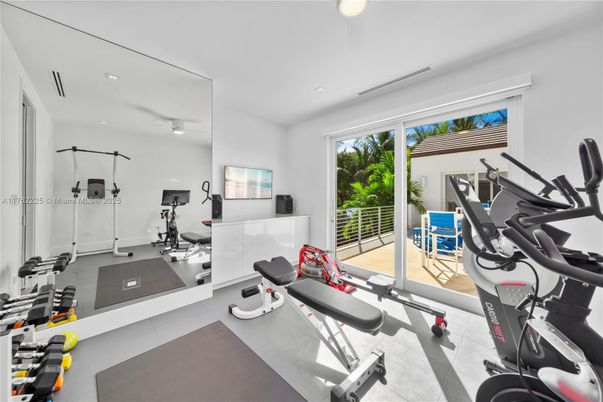 Fitness Equipment, Interior, Recessed Lighting