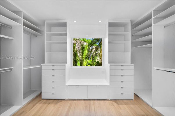 Interior, Recessed Lighting, Walk-in Closets, Wood Texture Flooring