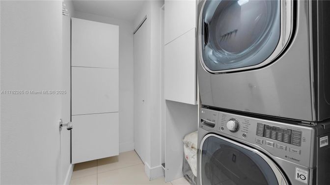 Interior, Utility Closets, Washer
