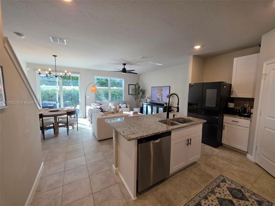 Chandelier, Dining room, Interior, Kitchen, Living room, Recessed Lighting