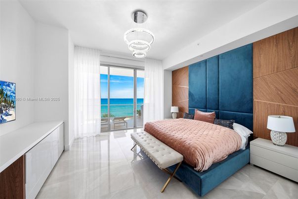 Bedroom, Interior, Pendant Lights, Water