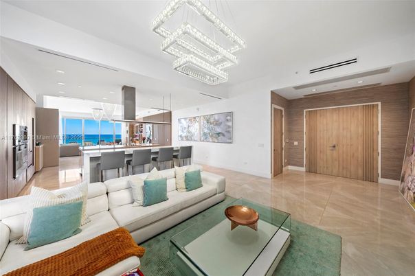 Dining room, Interior, Kitchen, Living room, Pendant Lights, Recessed Lighting