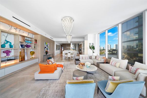 Chandelier, Dining room, Interior, Living room