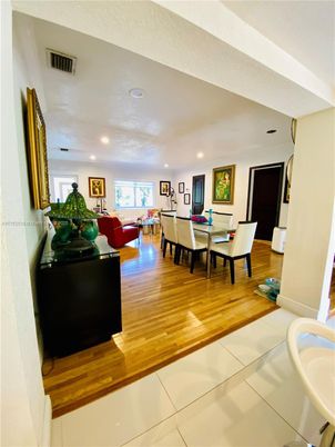 Dining room, Interior, Living room, Recessed Lighting, Wood Texture Flooring