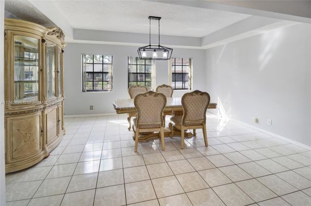 Dining room, Interior, Pendant Lights