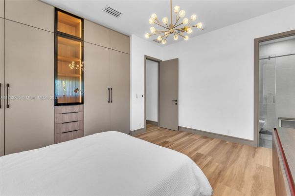 Bedroom, Interior, Pendant Lights, Wood Texture Flooring