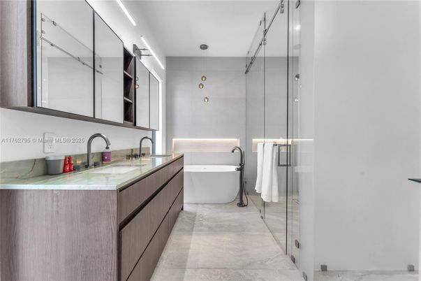 Bathroom, Dual Sink Vanities, Free Standing Baths, Glass Shower, Interior, Marble