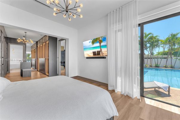 Bedroom, Interior, Pendant Lights, Wood Texture Flooring