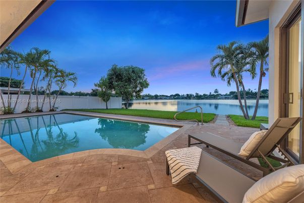 Exterior, Pool, Water