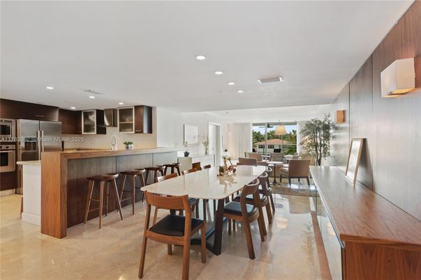 Dining room, Interior, Kitchen, Living room, Recessed Lighting, Stainless Steel Appliances
