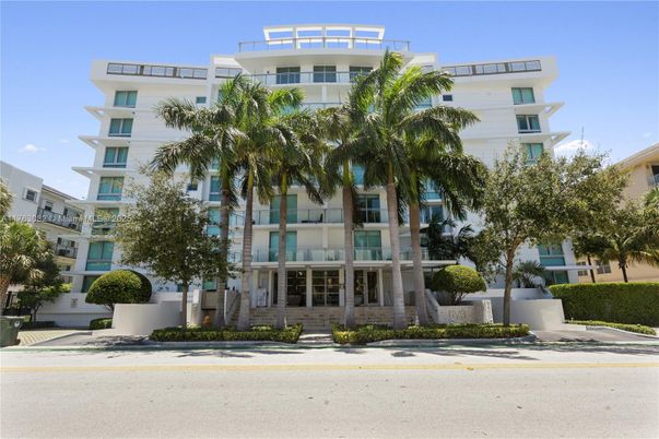 Exterior, Facade, Condo Building