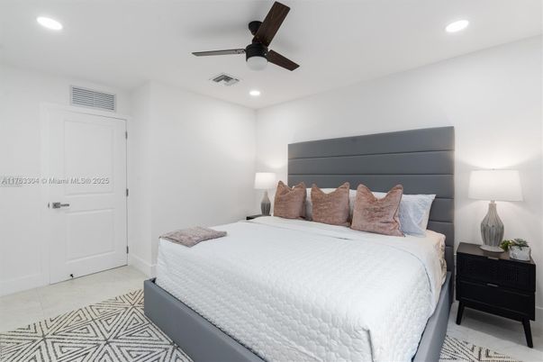 Bedroom, Interior, Recessed Lighting