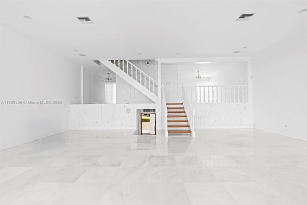 Empty room, Interior, Marble, Recessed Lighting