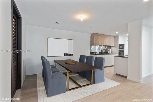 Dining room, Interior, Kitchen, Recessed Lighting, Wood Texture Flooring