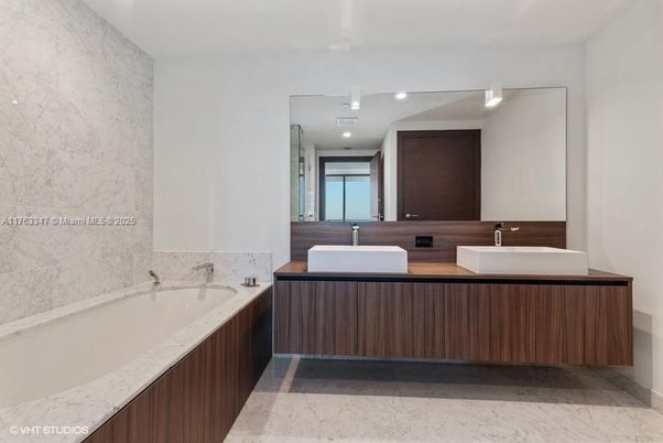 Bathroom, Dual Sink Vanities, Interior, Marble, Recessed Lighting