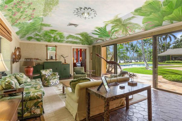 Interior, Living room, Sun Room