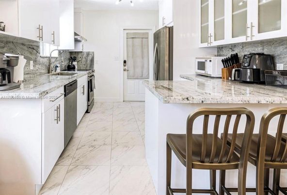 Interior, Kitchen, Marble, Stainless Steel Appliances