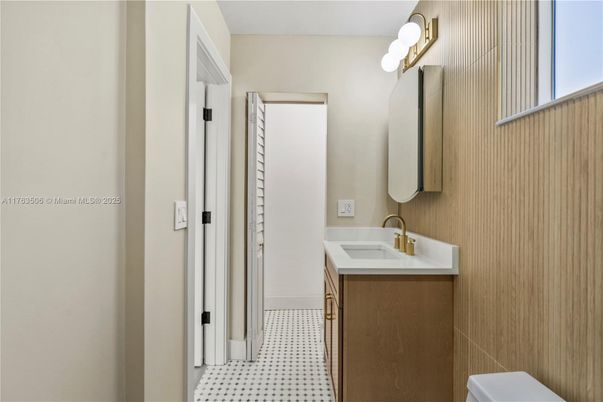 Bathroom, Interior