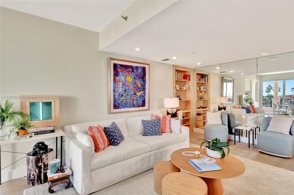 Dining room, Interior, Living room, Recessed Lighting, Wood Texture Flooring