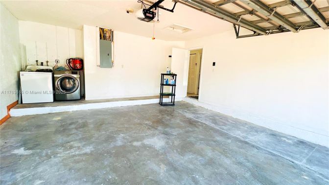 Garage, Interior, Washer