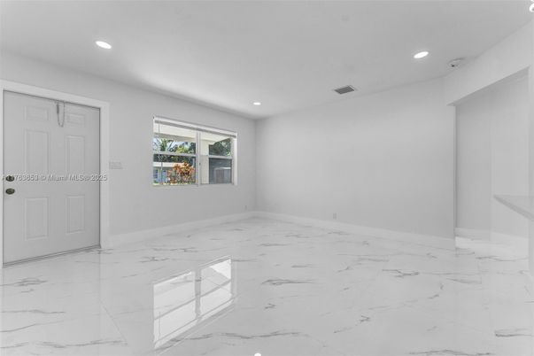 Empty room, Interior, Marble, Recessed Lighting