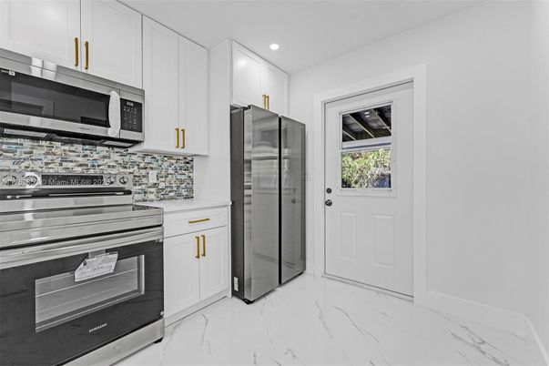 Interior, Kitchen, Marble, Recessed Lighting, Stainless Steel Appliances