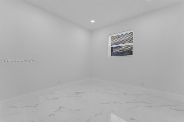 Empty room, Interior, Marble, Recessed Lighting
